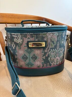 Vintage American Tourister Tapestry Train Case